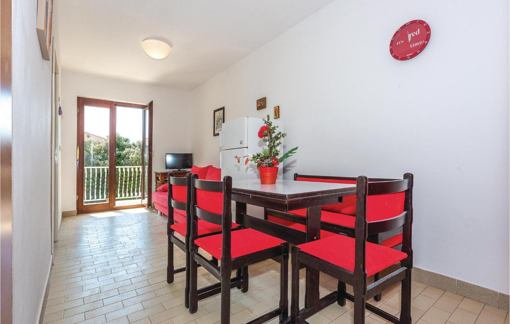 2 Bedroom Amazing Apartment In Rogoznica Rogoznica  Luaran gambar